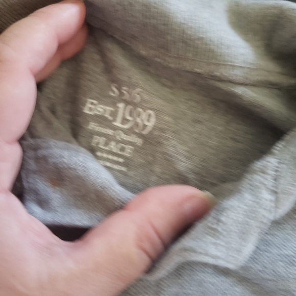 2 shirts - Picture 3 of 3